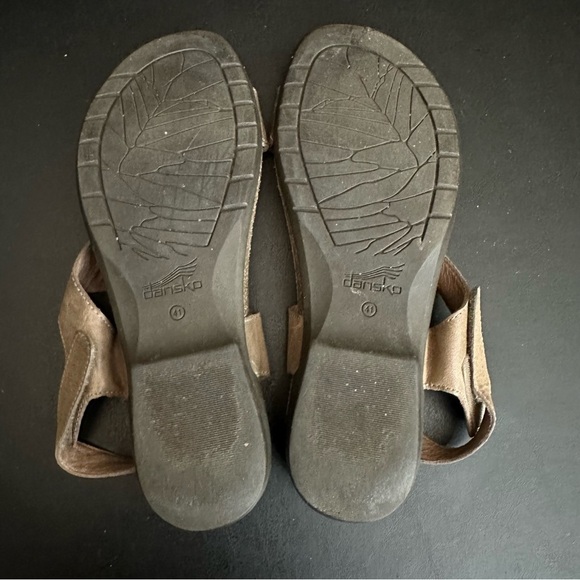 Dankso Reece Sandal Flat Leather Adjustable Stone Waxy Burnished Comfort 41/10.5 - Picture 8 of 9